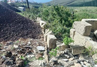 Imastanen denuncia “movimientos de tierra y estructuras ilegales” en una zona declarada como Suelo Rústico de Interés Natural y Paisajístico que contiene bienes etnográficos y materiales arqueológicos en el municipio de Arona Imastanen denuncia “movimientos de tierra y estructuras ilegales” en una zona declarada como Suelo Rústico de Interés Natural y Paisajístico que contiene bienes etnográficos y materiales arqueológicos en el municipio de Arona