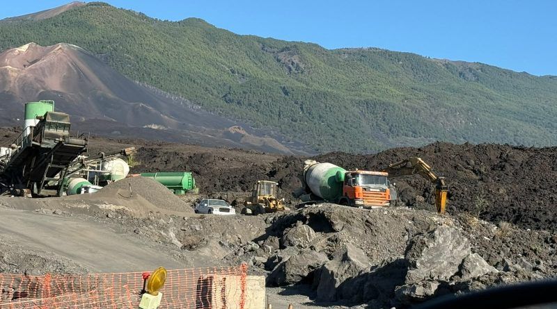 Ben Magec denuncia la “pasividad” de las administraciones “ante la extracción ilegal de áridos en la colada del Tajogaite y exige su cierre inmediato”