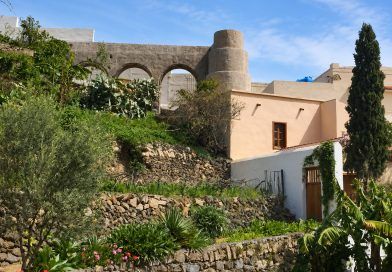 Cuatro arquitectos exponen su visión sobre el patrimonio de Güímar y sus problemas y oportunidades en el siglo XXI Cuatro arquitectos exponen su visión sobre el patrimonio de Güímar y sus problemas y oportunidades en el siglo XXI